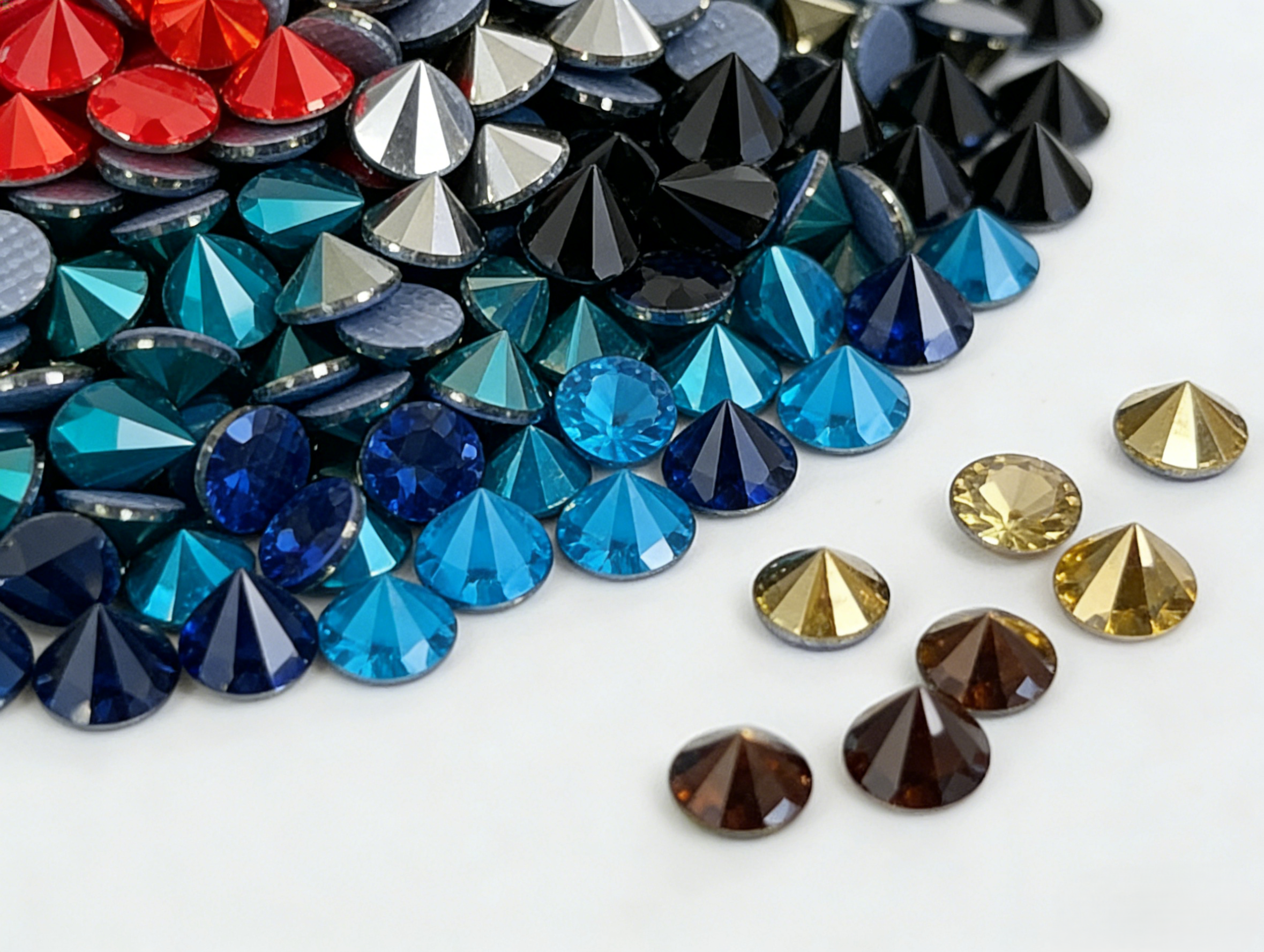 Spire Rhinestone